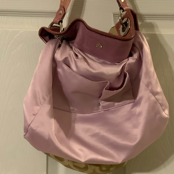 COPY - Women’s Coach Shoulder/ handBag - Picture 5 of 16